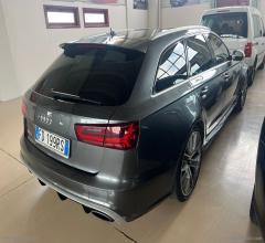 Auto - Audi rs6 performance