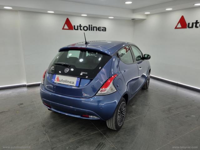 Auto - Lancia ypsilon 1.0 firefly 5p.s&s hyb. eco gold