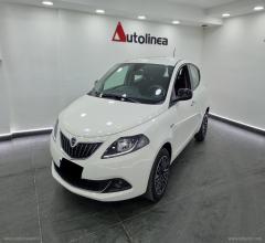 Auto - Lancia ypsilon 1.0 firefly 5p.s&s hyb. eco gold