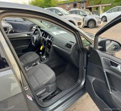 Auto - Volkswagen golf 1.5 tgi 5p. trendline bmt