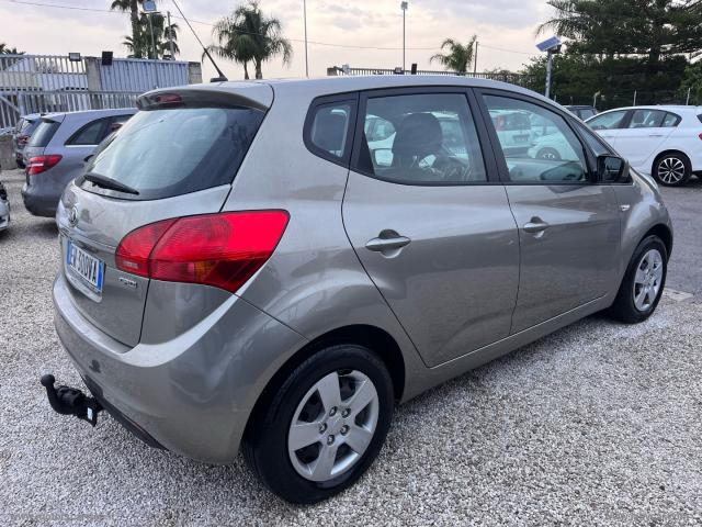 Auto - Kia venga 1.4 crdi 90 cv active