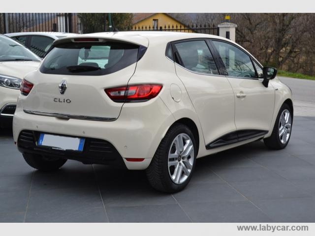 Auto - Renault clio dci 8v 90 cv s&s 5p. energy duel