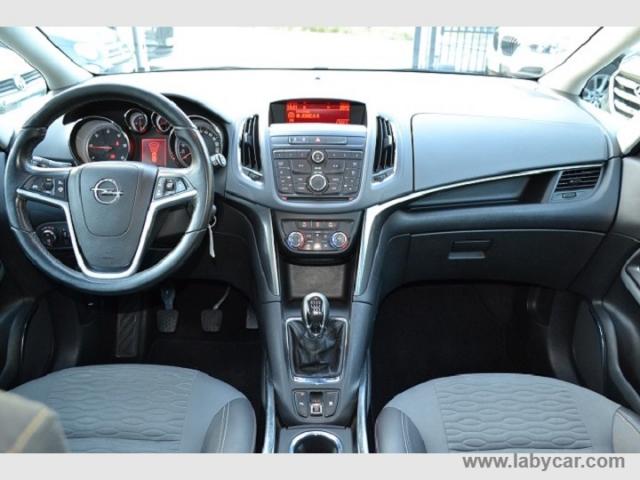 Auto - Opel zafira tourer 2.0 cdti 110 cv cosmo