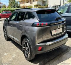 Auto - Peugeot 2008 puretech 100 s&s allure
