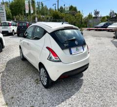 Auto - Lancia ypsilon 1.2 69 cv 5p. gpl ecochic