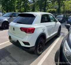 Auto - Volkswagen t-roc 1.6 tdi scr style bluemotion tech.