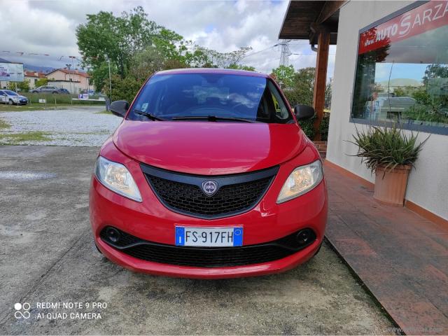 Auto - Lancia ypsilon 1.2 69 cv 5p. gpl ecochic ele.