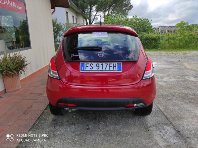 Auto - Lancia ypsilon 1.2 69 cv 5p. gpl ecochic ele.