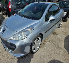 Auto - Peugeot 207 1.6 hdi 110 cv cc fÃ©line