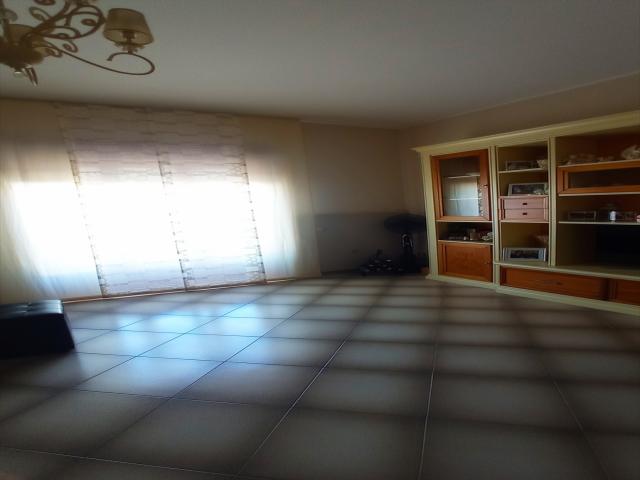 Appartamenti in Vendita - Casa indipendente in vendita a monteroni di lecce semicentrale