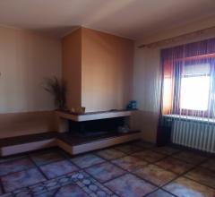 Appartamenti in Vendita - Casa indipendente in vendita a monteroni di lecce semicentrale