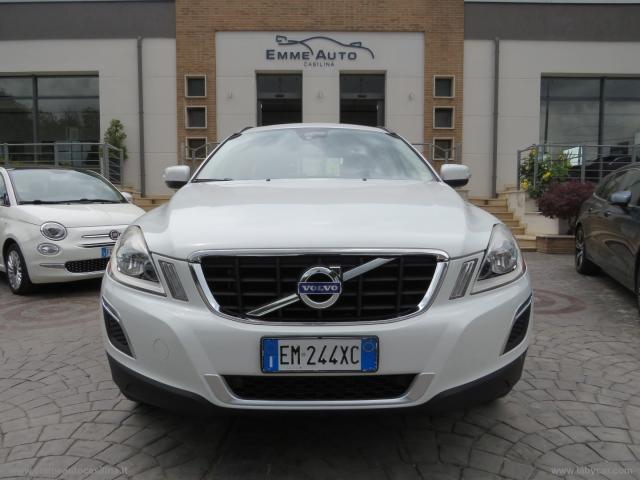 Auto - Volvo xc60 d4 awd geartronic momentum