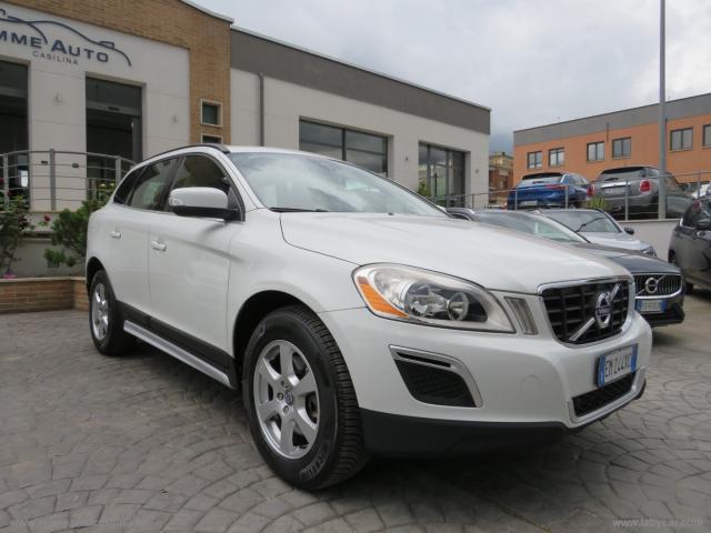 Auto - Volvo xc60 d4 awd geartronic momentum