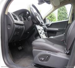Auto - Volvo xc60 d4 awd geartronic momentum
