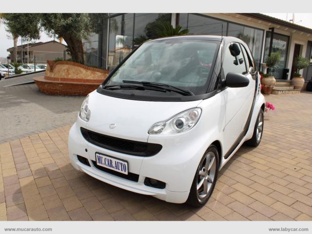 Smart fortwo 1000 52 kw mhd coupÃ© pulse