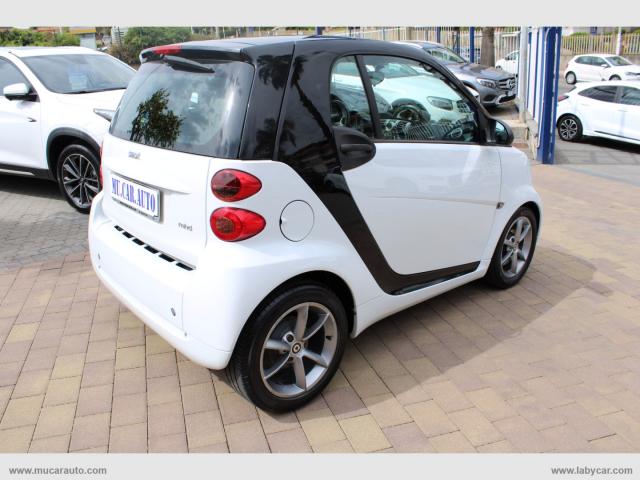 Auto - Smart fortwo 1000 52 kw mhd coupÃ© pulse