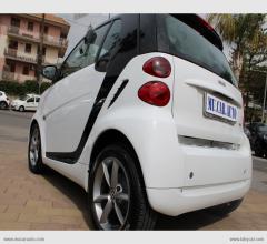 Auto - Smart fortwo 1000 52 kw mhd coupÃ© pulse