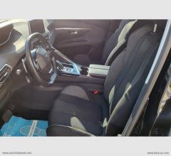 Auto - Peugeot 3008 bluehdi 130 s&s business