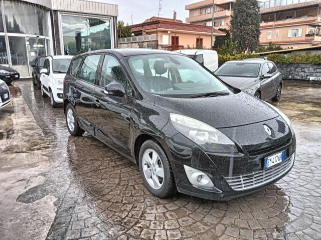 Auto - Renault scÃ©nic 1.5 dci 110 cv s&s live