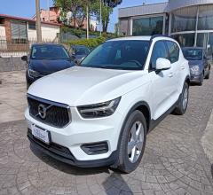 Auto - Volvo xc40 d3 awd geartronic momentum