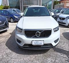 Auto - Volvo xc40 d3 awd geartronic momentum