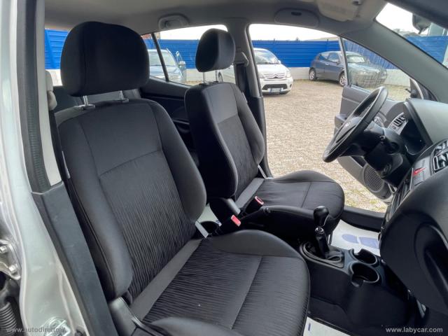 Auto - Kia picanto 1.1 12v hot