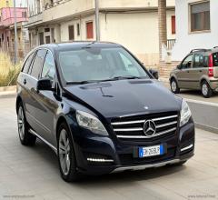 Auto - Mercedes-benz r 350 cdi 4matic sport