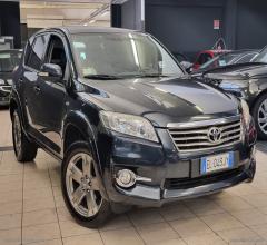 Auto - Toyota rav4 crossover 2.2 d-cat a/t 150cv exec.