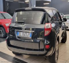 Auto - Toyota rav4 crossover 2.2 d-cat a/t 150cv exec.