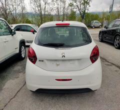 Auto - Peugeot 208 puretech 82 5p. active
