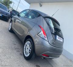 Auto - Lancia ypsilon 1.2 69 cv 5p. gpl ecochic gold