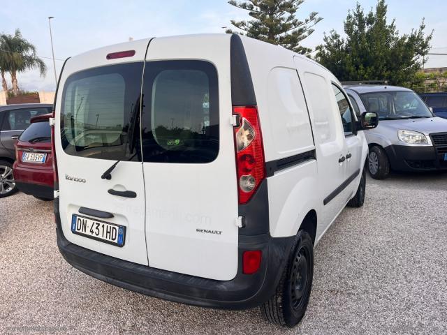 Auto - Renault kangoo 1.5 dci 85 cv 5p. dynamique