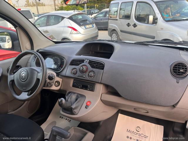 Auto - Renault kangoo 1.5 dci 85 cv 5p. dynamique