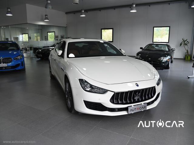 Maserati ghibli v6 diesel 275 cv gransport