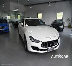 Auto - Maserati ghibli v6 diesel 275 cv gransport