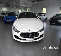 Auto - Maserati ghibli v6 diesel 275 cv gransport