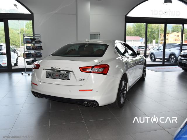 Auto - Maserati ghibli v6 diesel 275 cv gransport