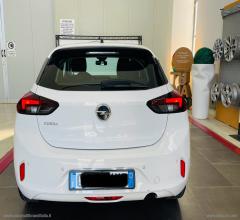Auto - Opel corsa 1.5 d 100 cv edition