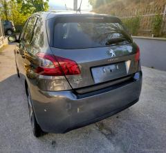Auto - Peugeot 308 puretech turbo 130 s&s allure
