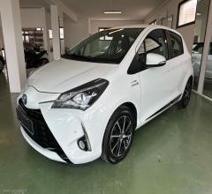 Toyota yaris 1.5 hybrid 5p. trend white ed. danni grandine