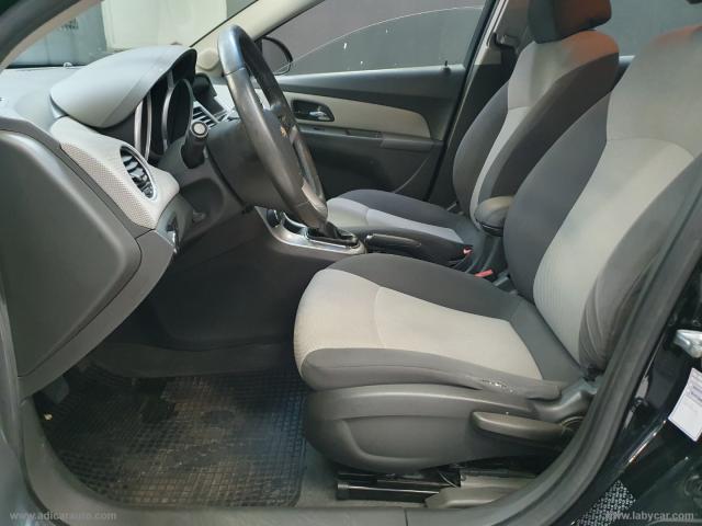 Auto - Chevrolet cruze 1.6 4p. ls
