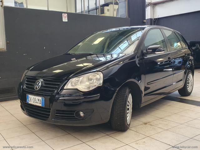 Auto - Volkswagen polo 1.4 16v 80cv 5p.