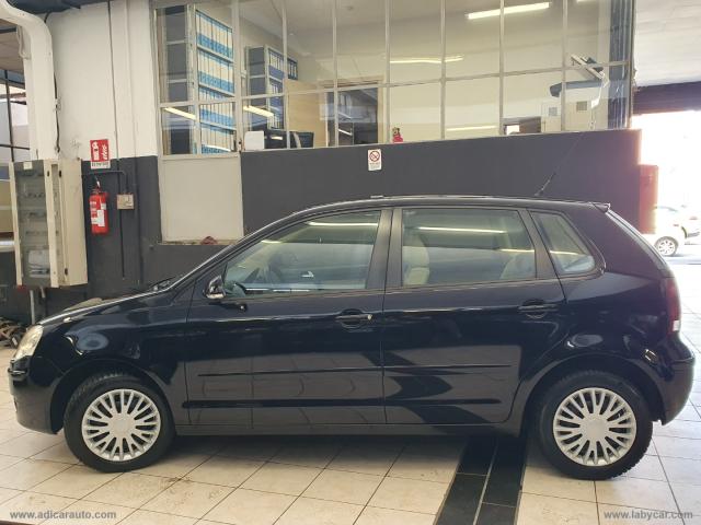 Auto - Volkswagen polo 1.4 16v 80cv 5p.