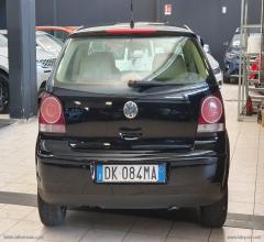 Auto - Volkswagen polo 1.4 16v 80cv 5p.