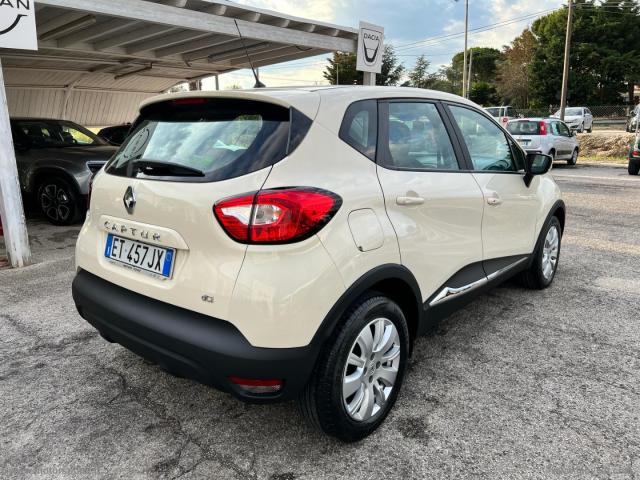 Auto - Renault captur 1.5 dci 8v 90 cv s&s wave