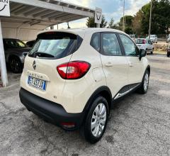 Auto - Renault captur 1.5 dci 8v 90 cv s&s wave