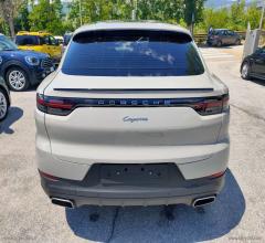 Auto - Porsche cayenne coupe' 3.0 v6