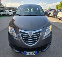 Auto - Lancia ypsilon 1.2 69 cv 5p. gpl ecochic silver