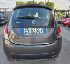 Auto - Lancia ypsilon 1.2 69 cv 5p. gpl ecochic silver