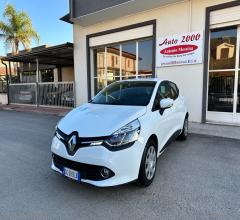 Auto - Renault clio 1.5 dci 8v 75 cv s&s 5p. wave